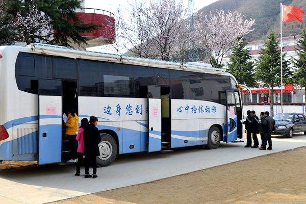 消费者与体检车厂家签订购置合同时需要注意哪几点？